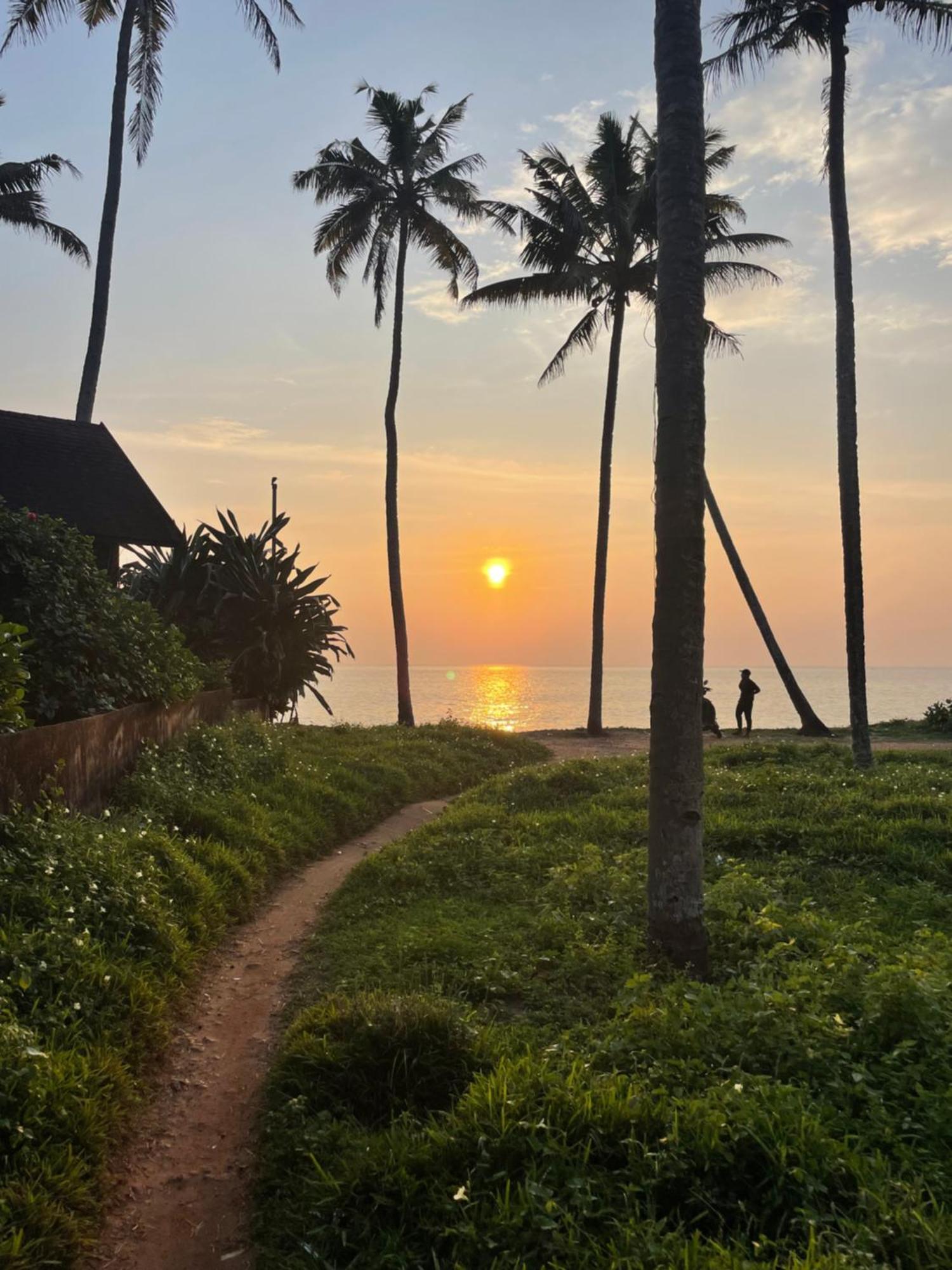 The First Place Yogaresort, Odayam Varkala Exterior photo